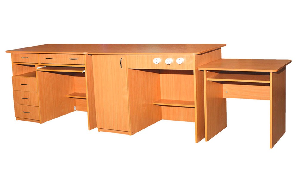 Комплект столів демонстраційних для кабінетів фізики та хімії (3 елементи)