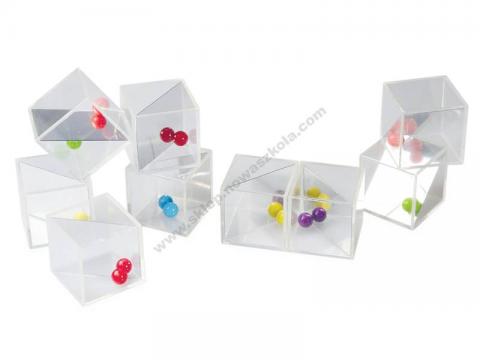 Прозорі звукові куби з дзеркалами