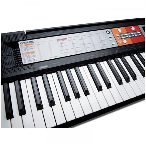 Синтезатор Yamaha